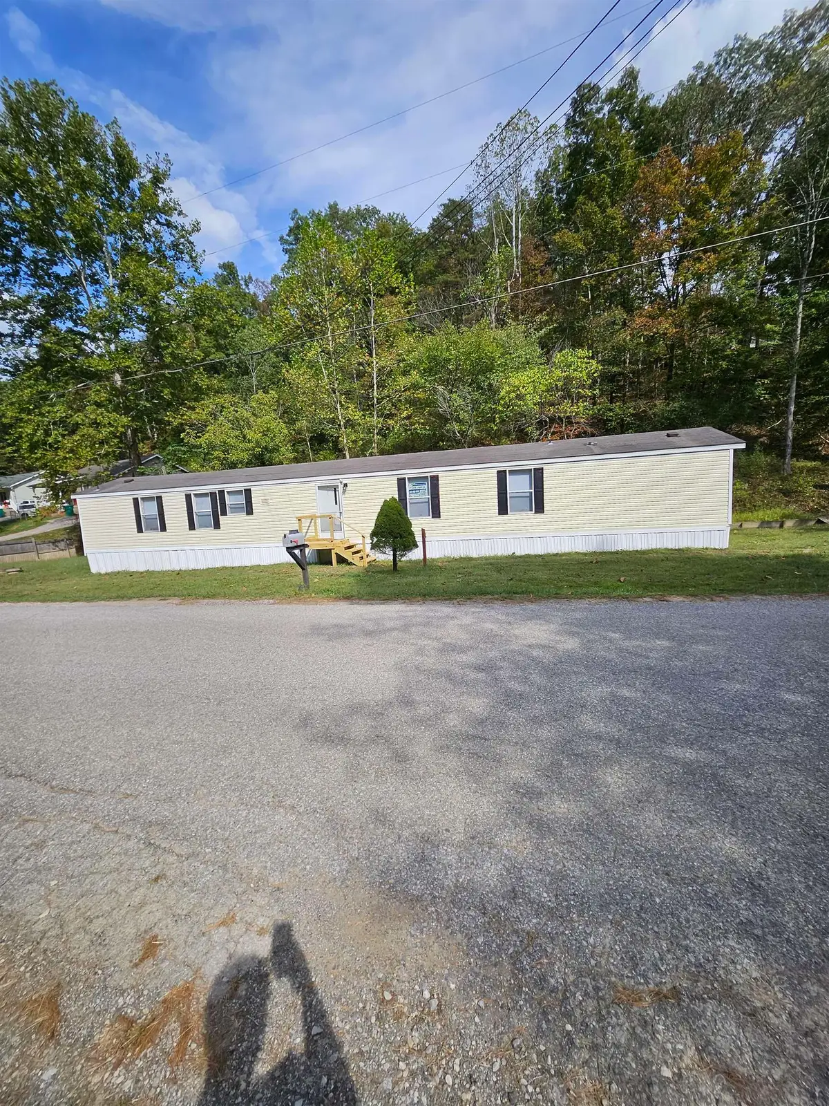 606 Cow Creek Road, Hurricane, WV 25526 - #1