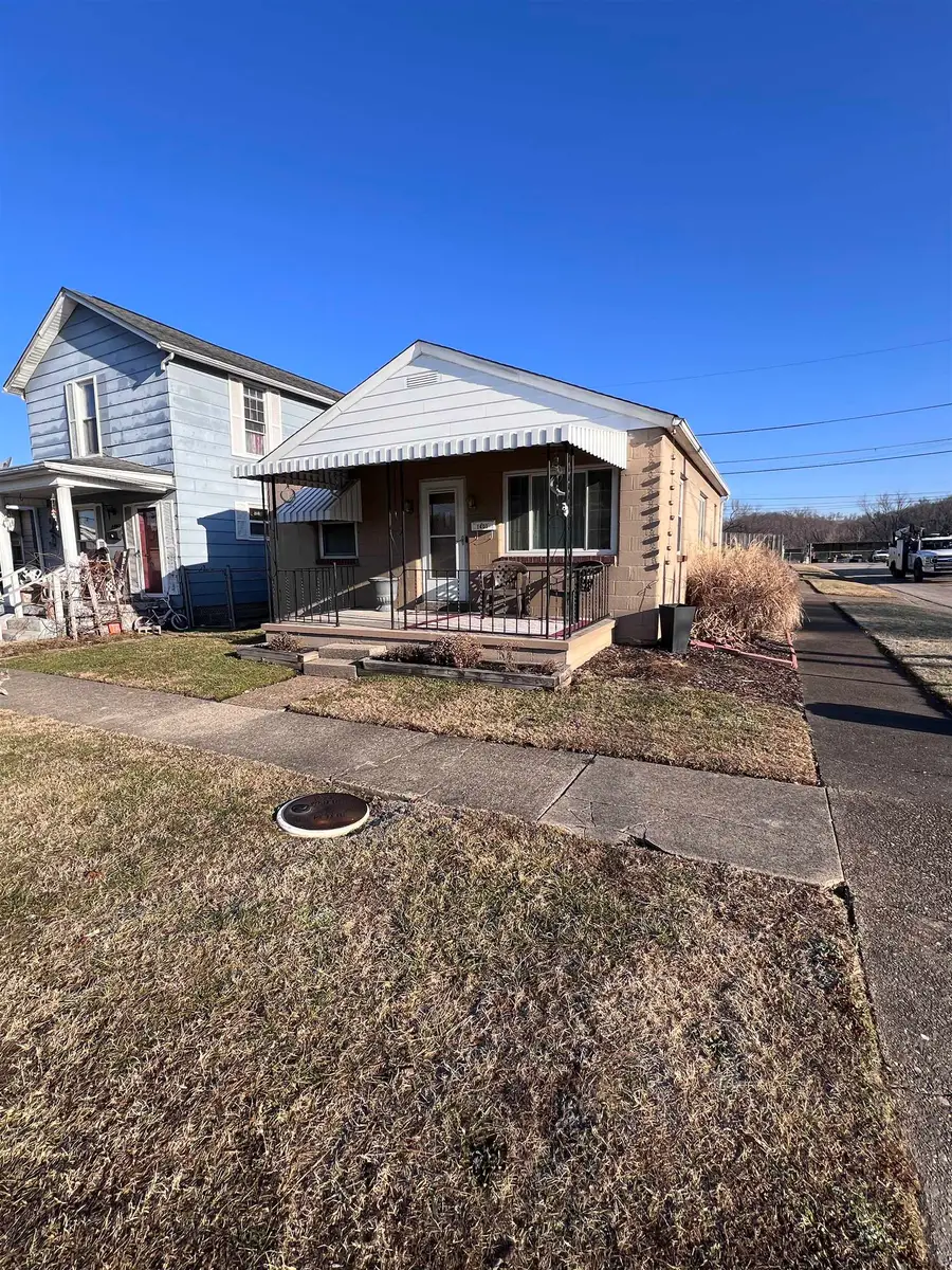 1401 Walnut Street, Kenova, WV 25530 - #2