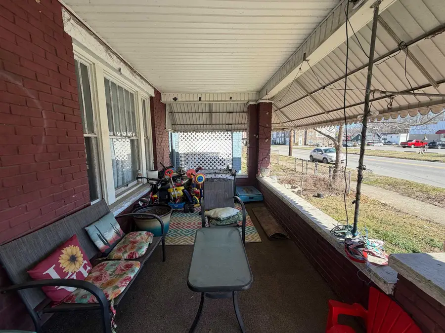 2102 8th Avenue, Huntington, WV 25703 - #2