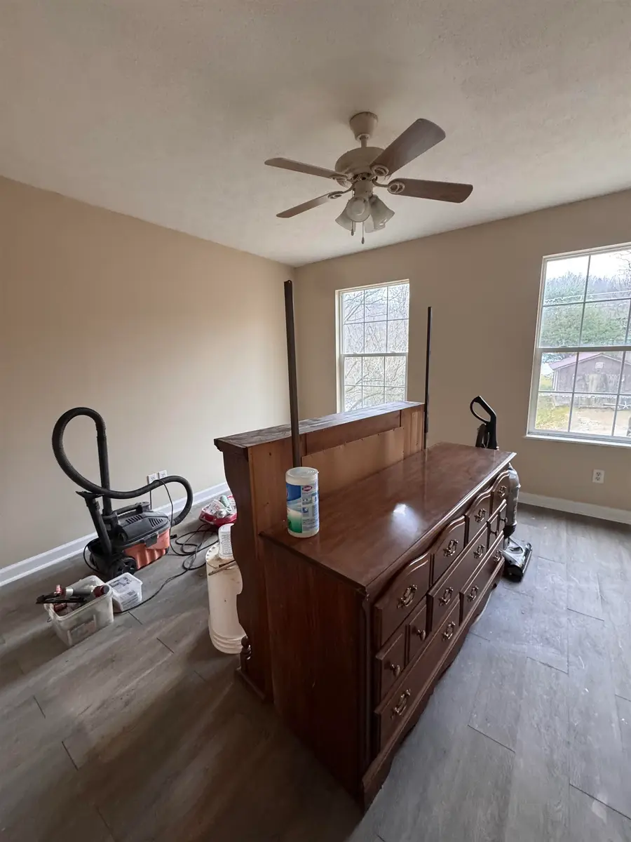 807 Nine Mile Road, Lesage, WV 25537 - #2