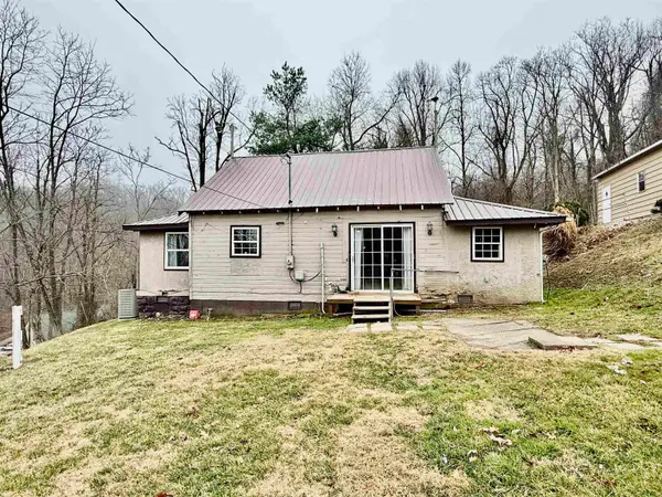 1650 S 19th Street West, Huntington, WV 25701