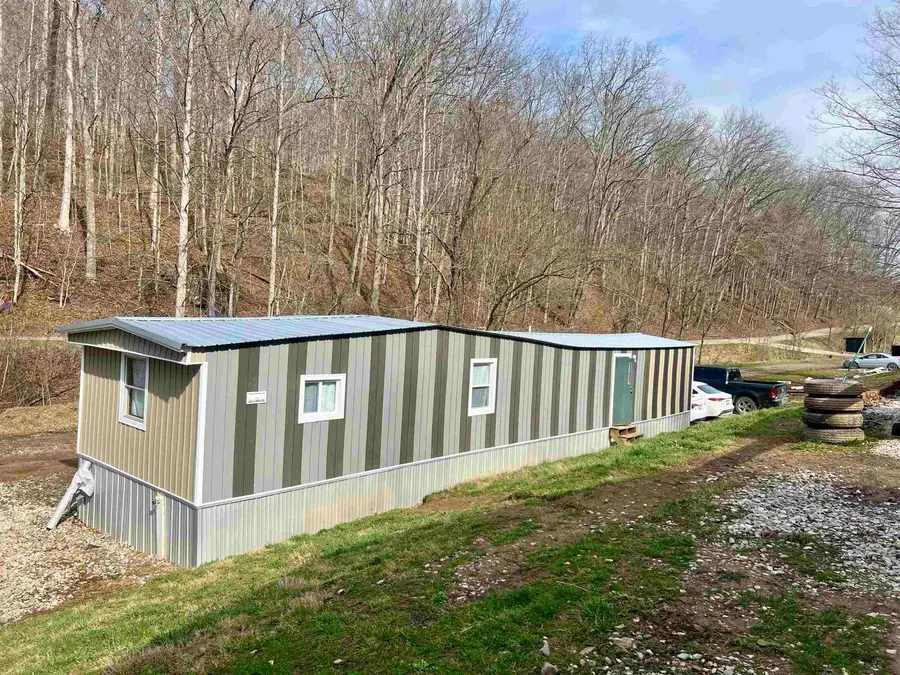 6945 Wood School Road, Clendenin, WV 25515 - #2