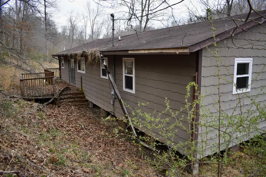 5320 Dunkle Branch Rd, Lavalette, WV 25535 - #2