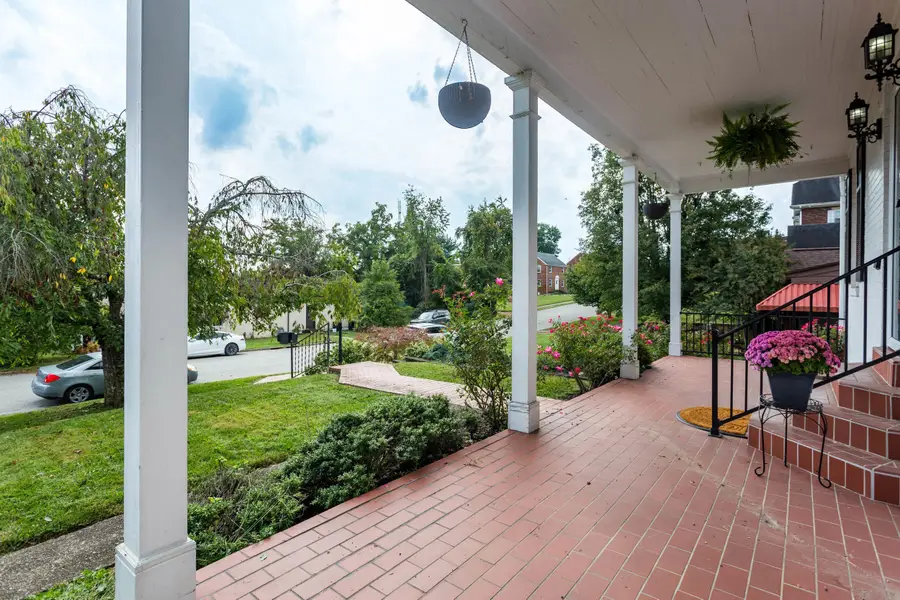 13 Fairfax Dr, Huntington, WV 25705 - #3