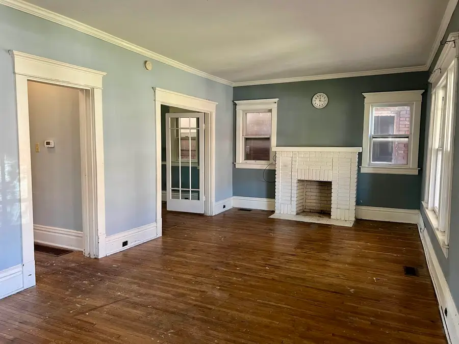 1021 11th Avenue, Huntington, WV 25701-9999 - #2