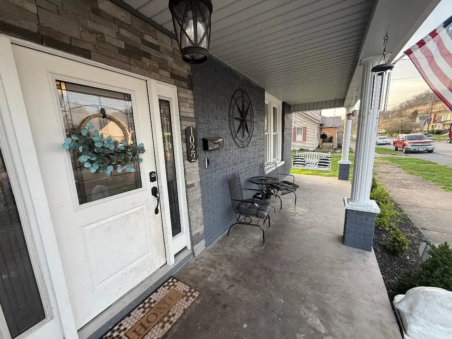 1022 N 5th Street, Ironton, OH 45638 - #3