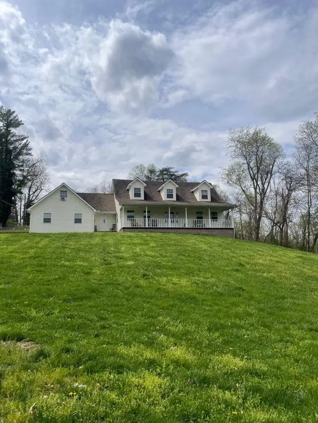 135 Deer Run Road, Huntington, WV 25701-0135 - #1