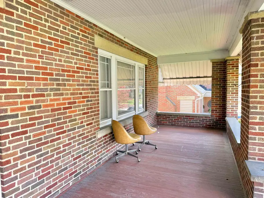 86 Fairfax Drive, Huntington, WV 25705 - #3