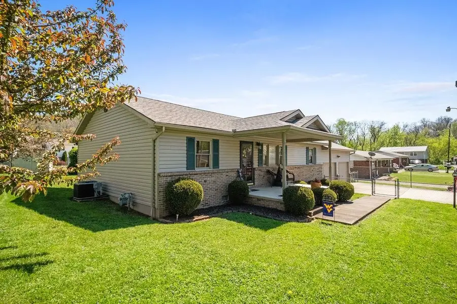 1 Meadow Lane, Huntington, WV 25704 - #3