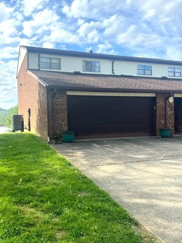 160-A Private Dr 54, South Point, OH 45680