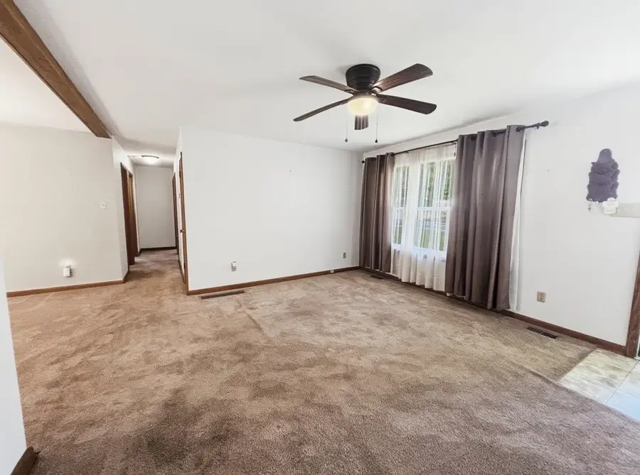 5462 16th Street Road, Huntington, WV 25701 - #2