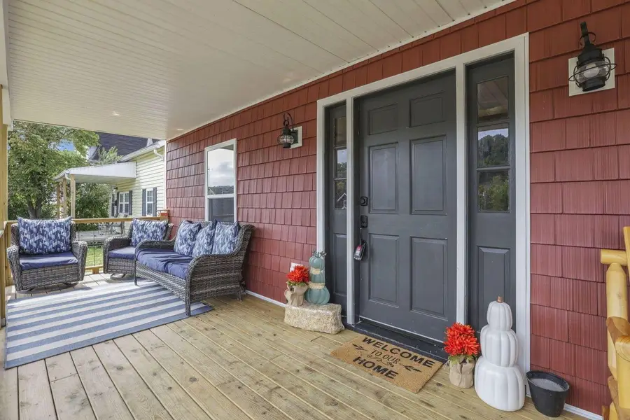 908 South 8th Street, Ironton, OH 45638 - #2