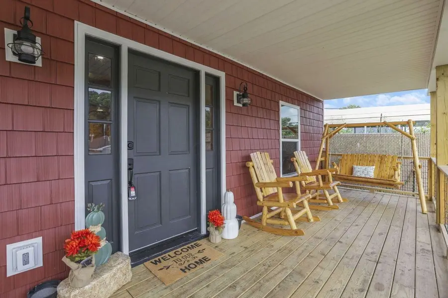 908 South 8th Street, Ironton, OH 45638 - #3