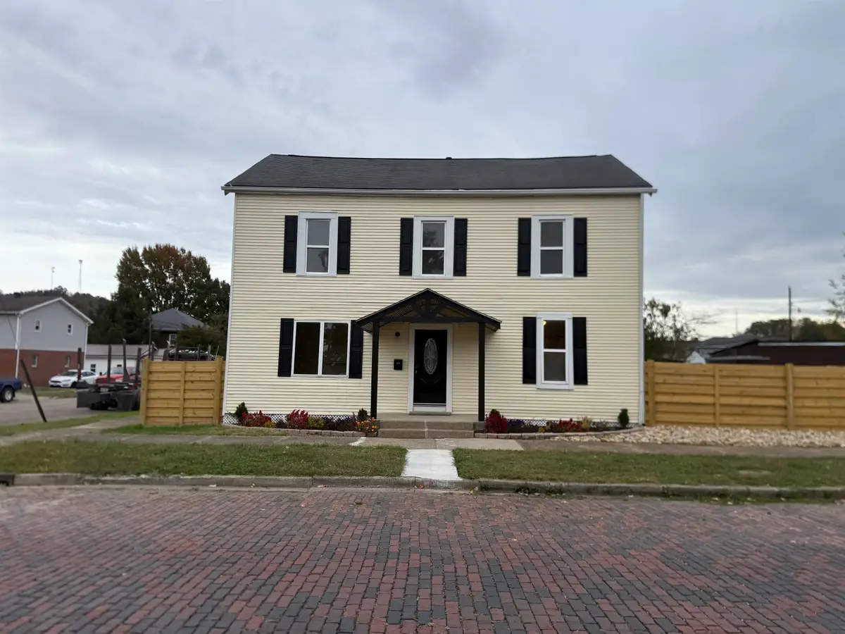 321 N. 6th Str, Ironton, OH 45638 - #1