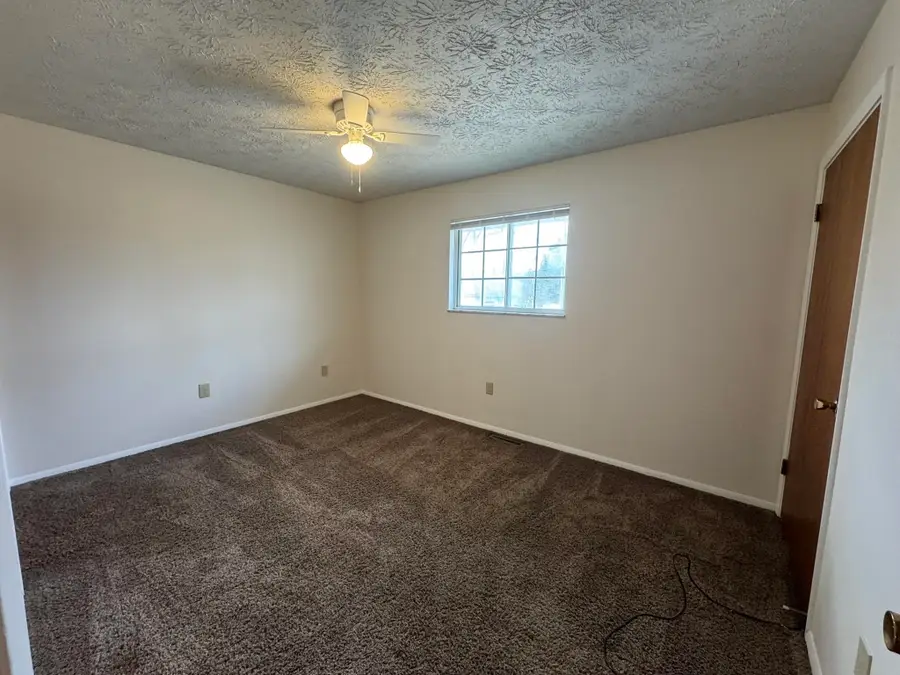 5031 W Pea Ridge Road, Huntington, WV 25705 - #3