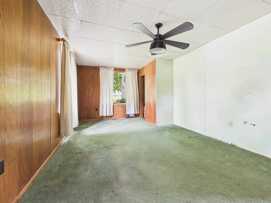 2011 Cherry St, Hurricane, WV 25526 - #3