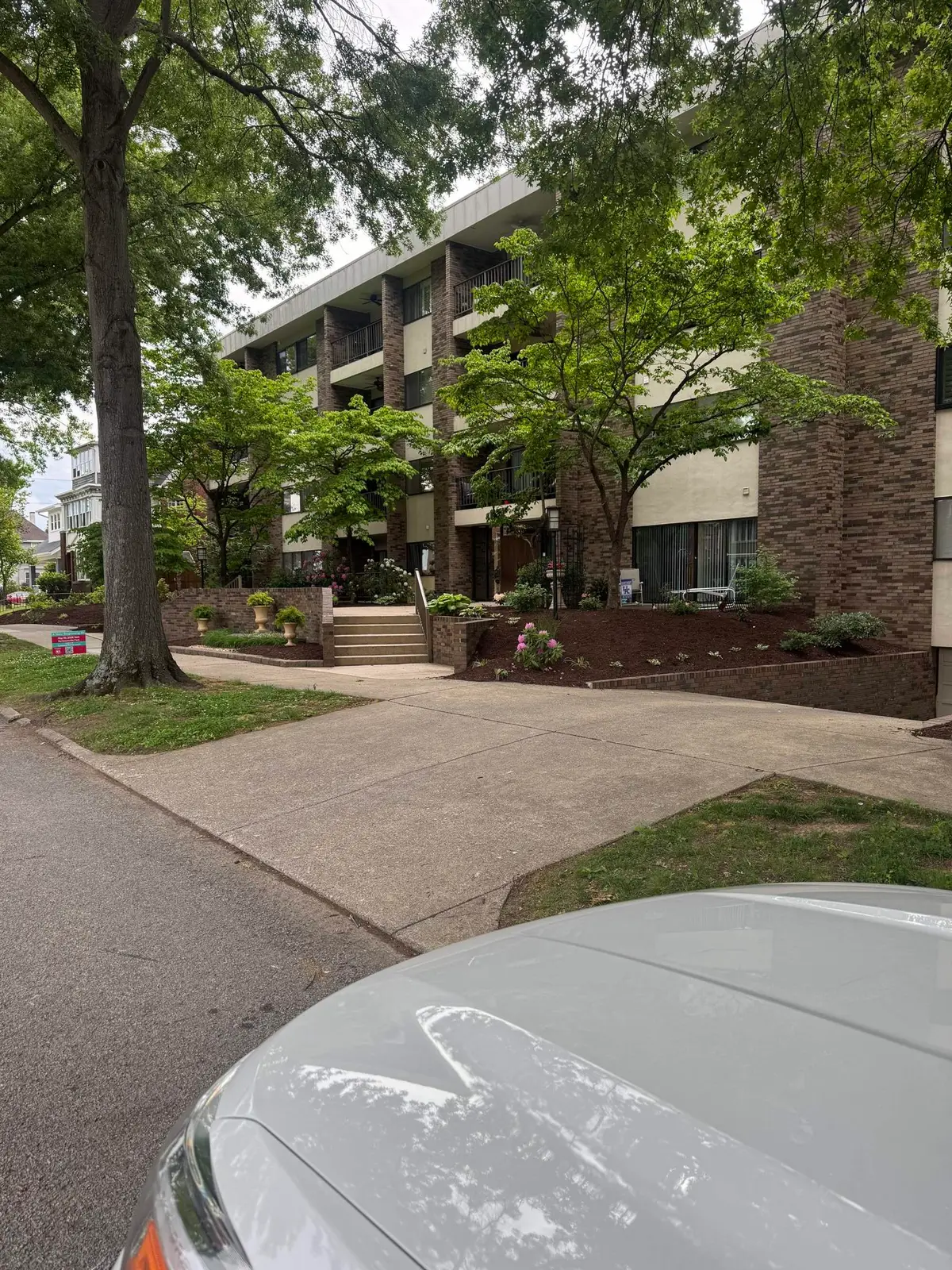 933 W 12th Avenue, Unit 206, Huntington, WV 25701 - #1