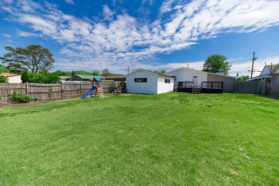 523 Baker Rd, Huntington, WV 25705 - #3
