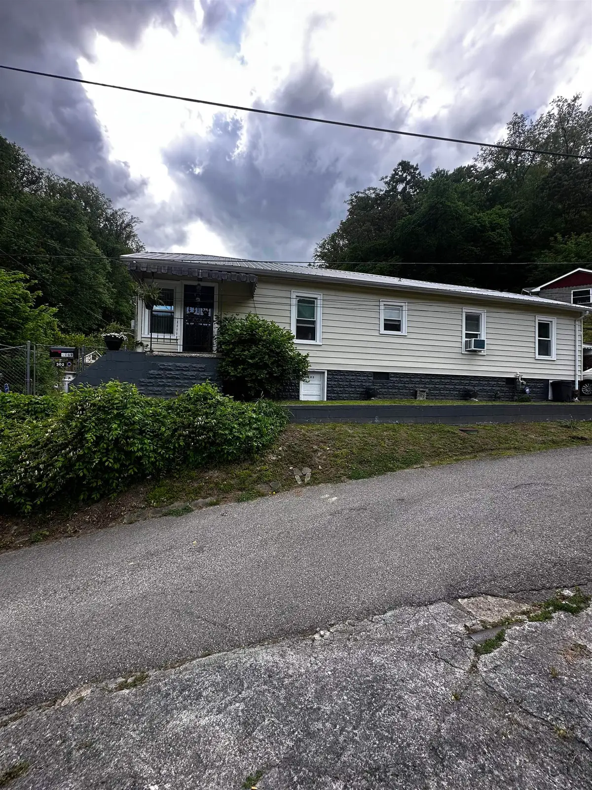 302 9th Street, Logan, WV 25601 - #1
