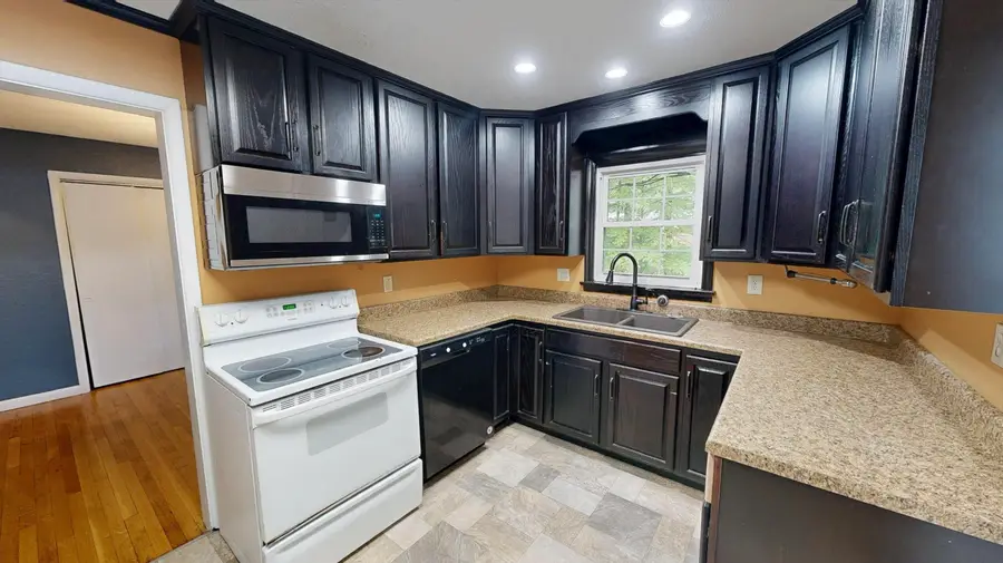 108 Rosalind Court, Huntington, WV 25705 - #2