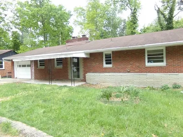 505 Forest Road, Huntington, WV 25705-3711