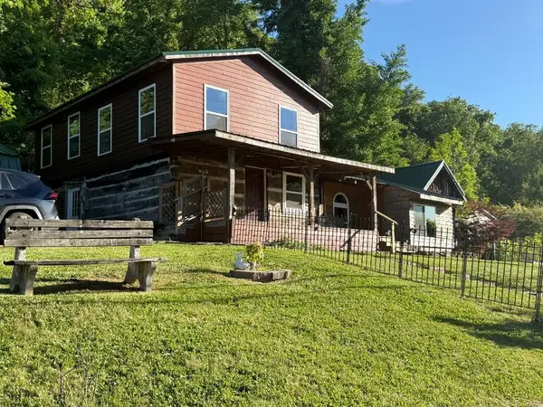 1094 Ohio River Road, Huntington, WV 25702