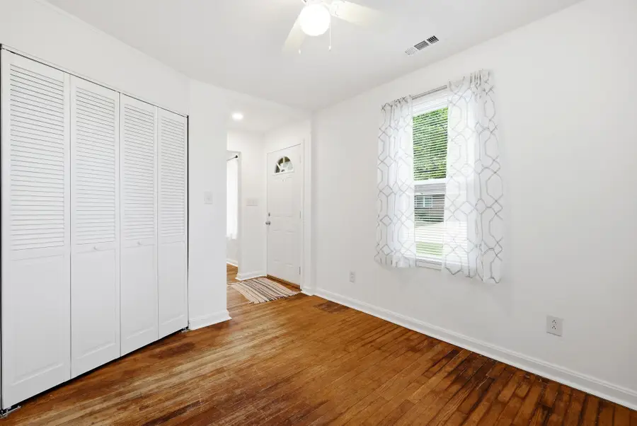 1127 N Jefferson Drive, Huntington, WV 25701 - #3
