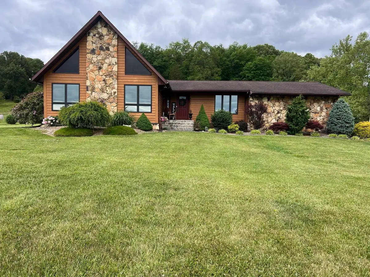 826 Yates Crossing, Milton, WV 25541 - #1