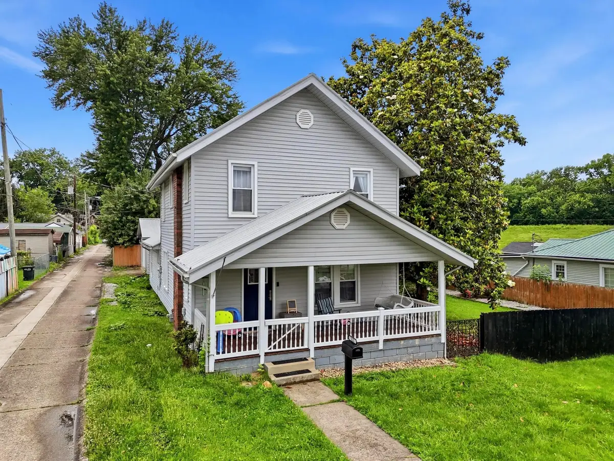 322 23rd Street W, Huntington, WV 25704 - #1