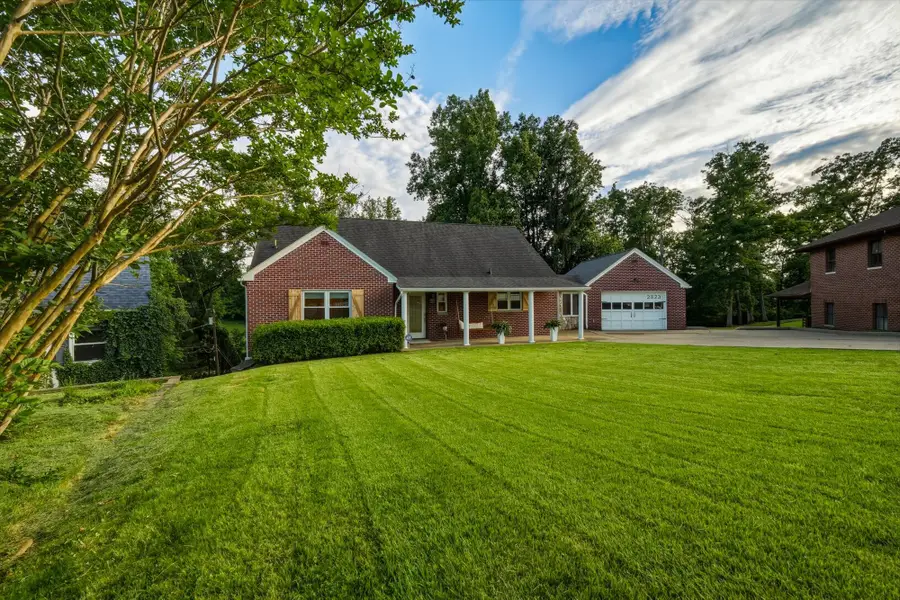 2823 Roseneath Road, Huntington, WV 25705 - #2