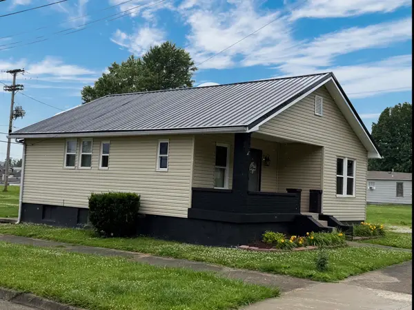 924 SOUTH 10TH STREET, IRONTON, OH 45638
