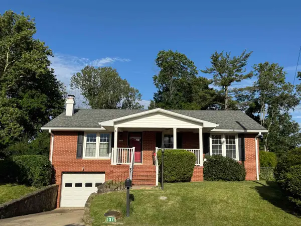 137 Willoughby Avenue, Huntington, WV 25705