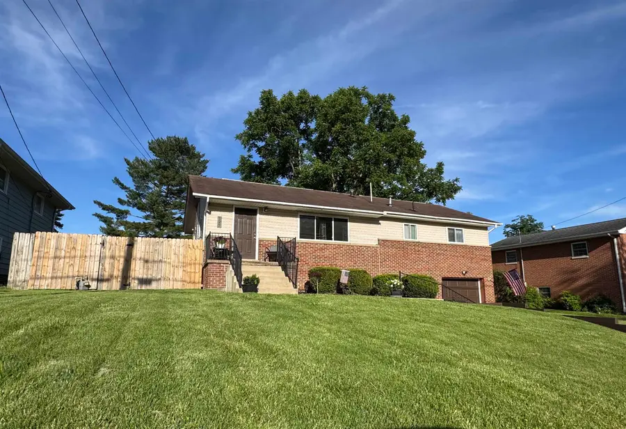 127 Birkewood Road, Huntington, WV 25705 - #2