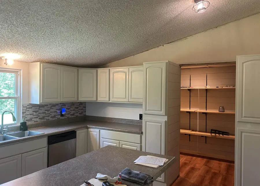173 Charlene Lane, Genoa, WV 25517 - #2