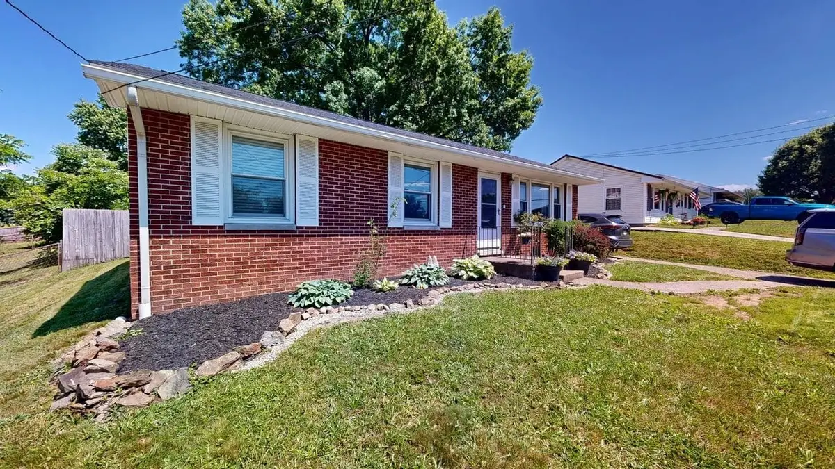 3008 Saltwell Road, Huntington, WV 25705 - #1