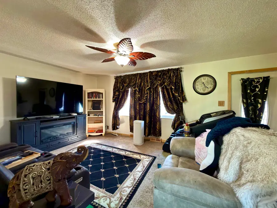 1007 N 5th, Ironton, OH 45638 - #3
