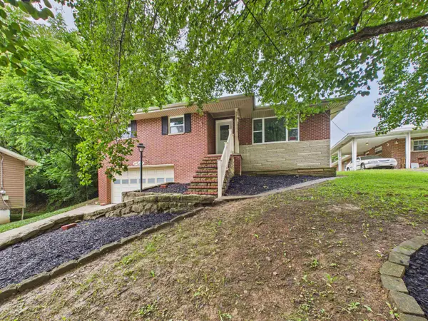1617 Arlington Blvd, Huntington, WV 25705