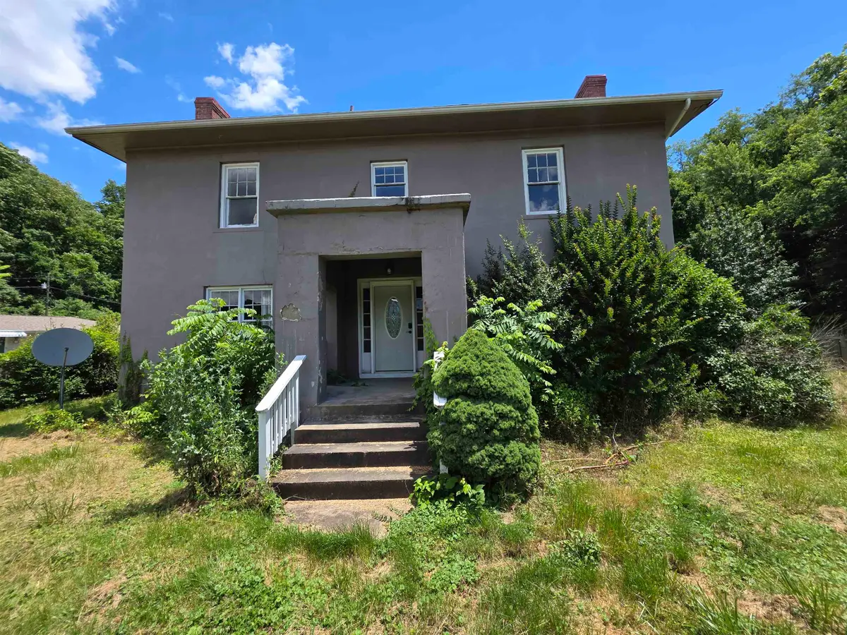 5 Novamont Dr, Kenova, WV 25530 - #1