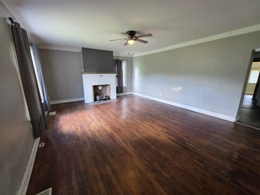 5 Novamont Dr, Kenova, WV 25530 - #2