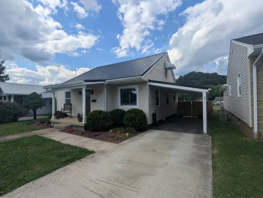 2107 N 4th Street, Ironton, OH 45638 - #2