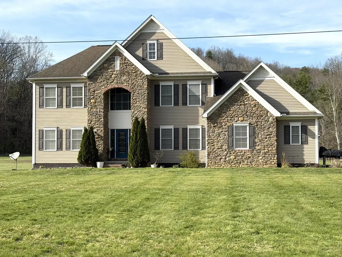 1860 Brushy Rd, Greenup, KY 41144-000 - #1
