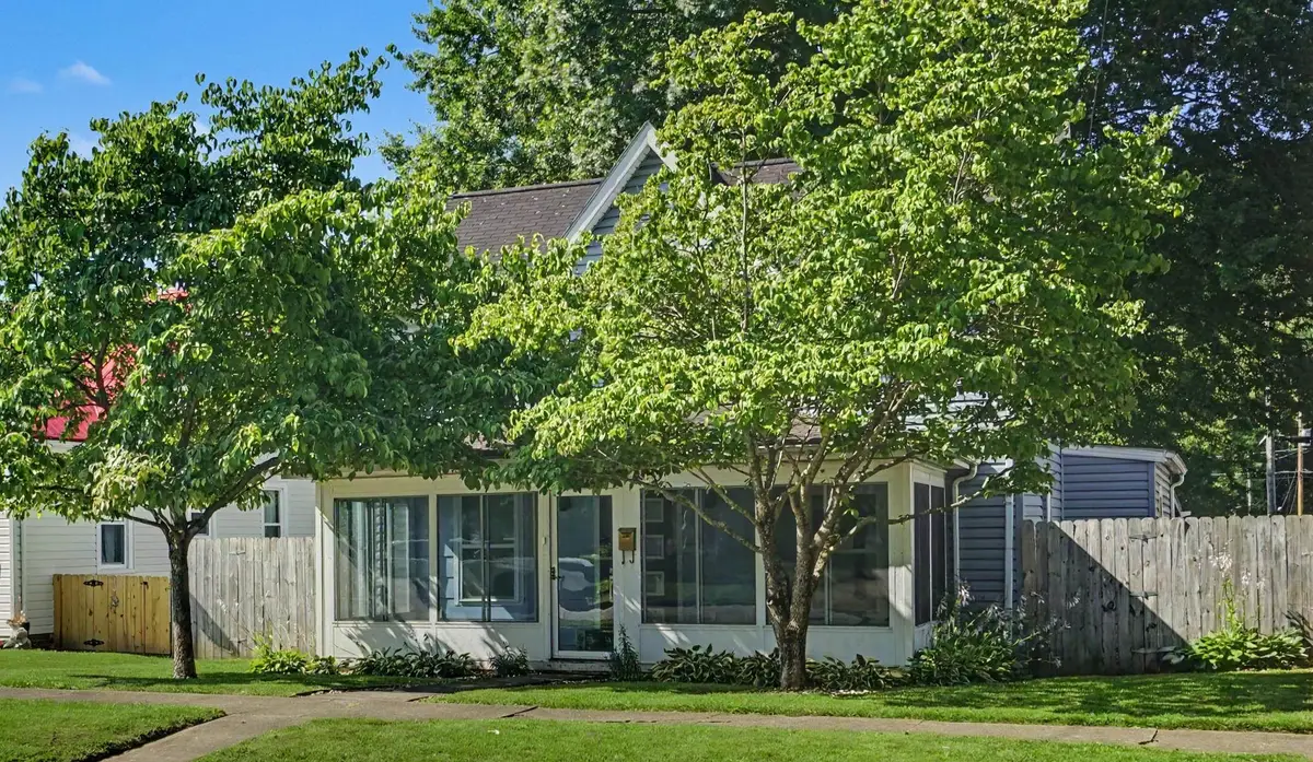1512 Sycamore St, Kenova, WV 25530 - #1