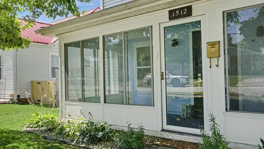 1512 Sycamore St, Kenova, WV 25530 - #2
