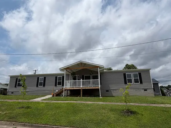 719 Mulberry Street, Ironton, OH 45638-1773