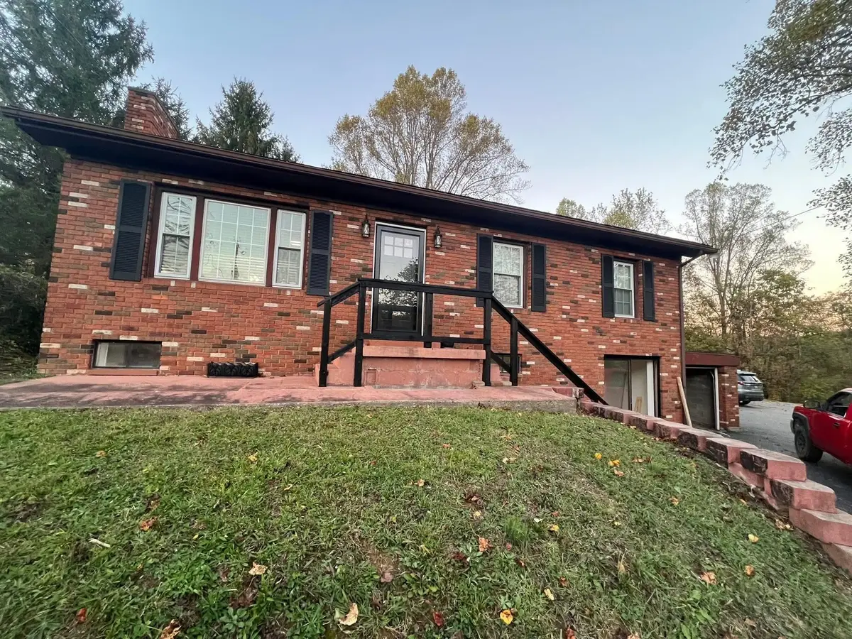 1003 Marion Pike, Coal Grove, OH 45638 - #1