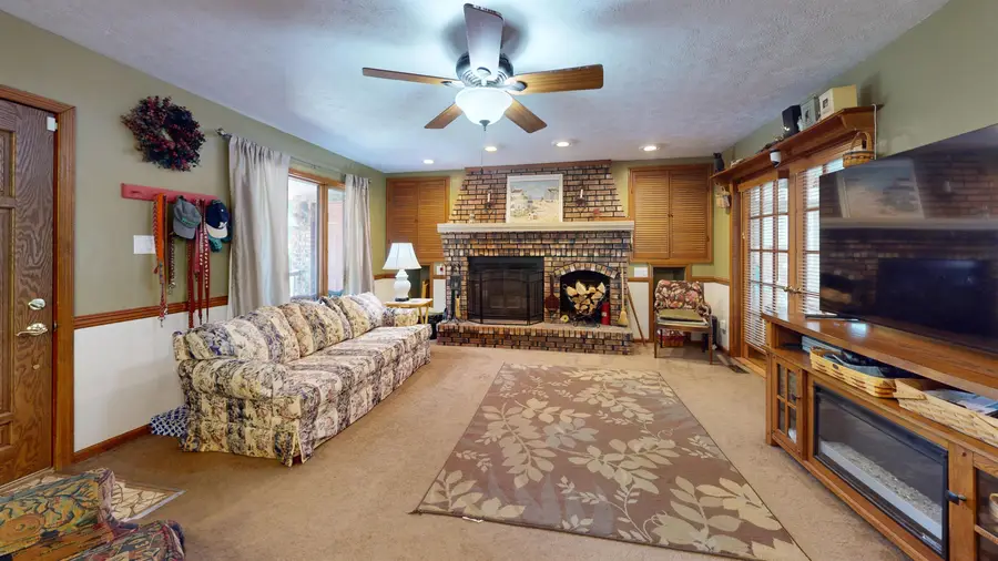 1055 Valley Court, Huntington, WV 25704 - #3