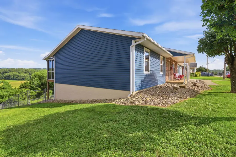 155 Raceview Drive, Ona, WV 25545 - #2