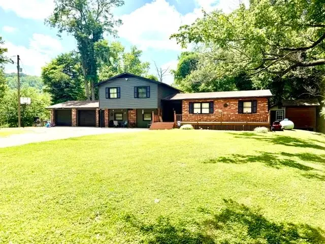 1 Collins Lane, Barboursville, WV 25504 - #2