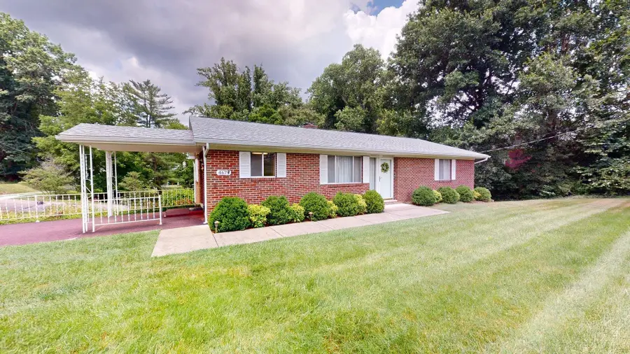 467 East Pea Ridge Road, Huntington, WV 25705 - #3