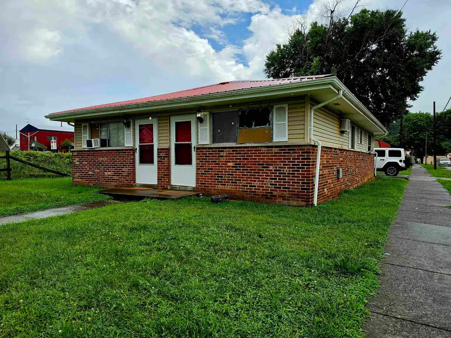 1259 - 1261 Monroe, Huntington, WV 25704 - #2